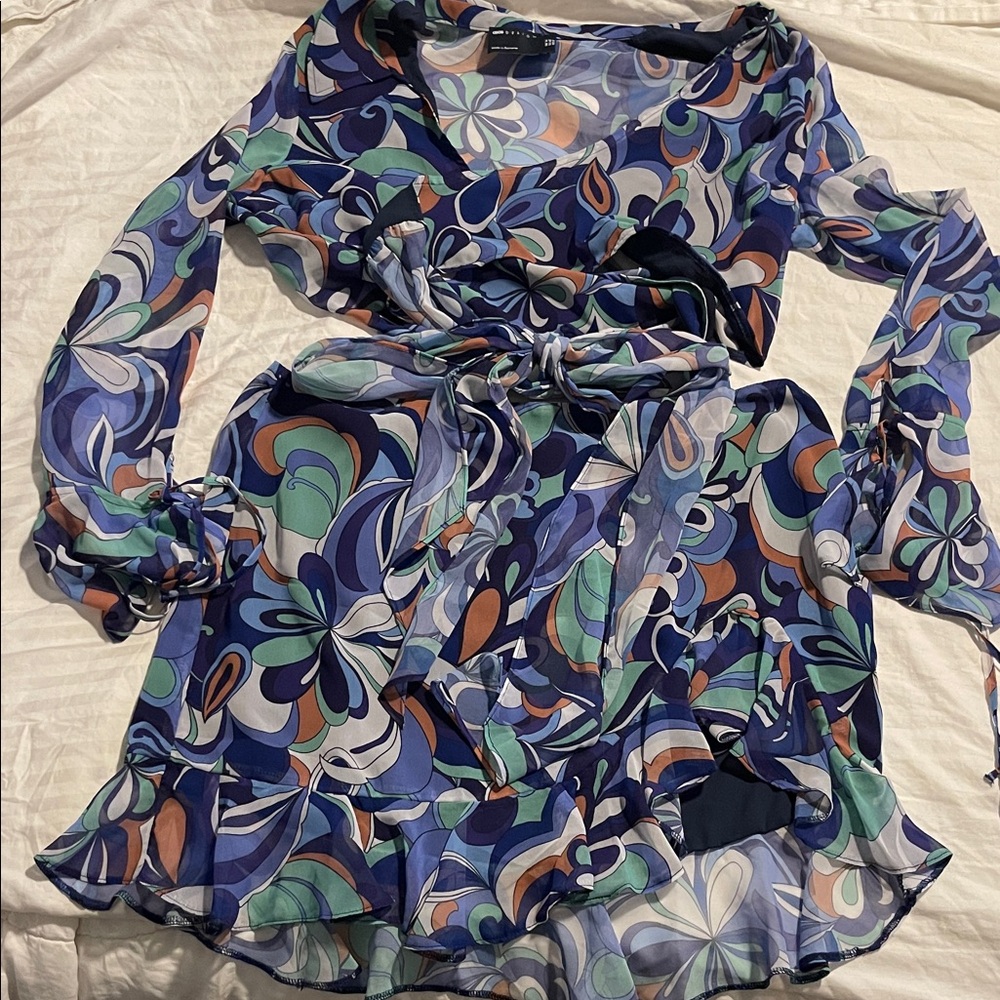 ASOS Groovy Patterned Set - Picture 3 of 13